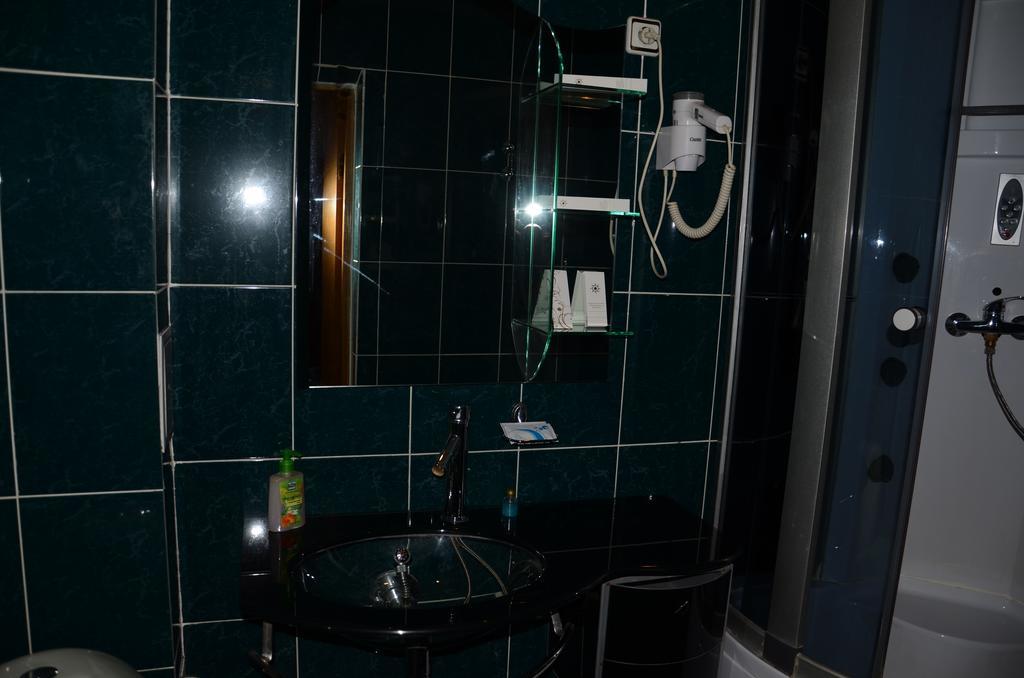Saryarka Hotel Nur-Sultan  Room photo